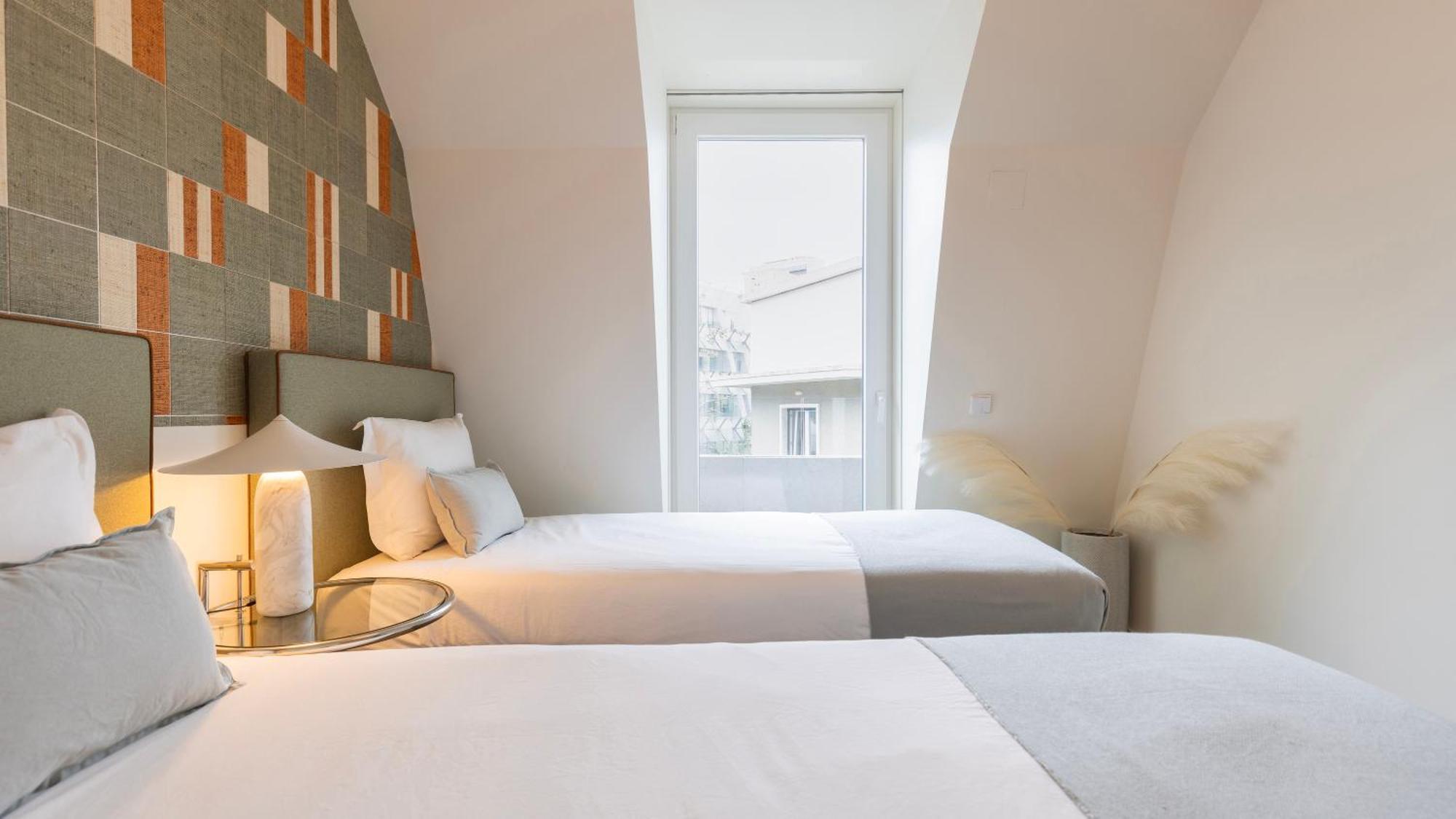 Stunning With Balcony By Lovelystay Lisbon